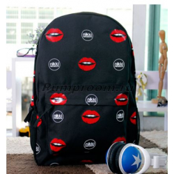 Чёрный рюкзак с губами Nikki Nanaomi Backpack Black Red Lips